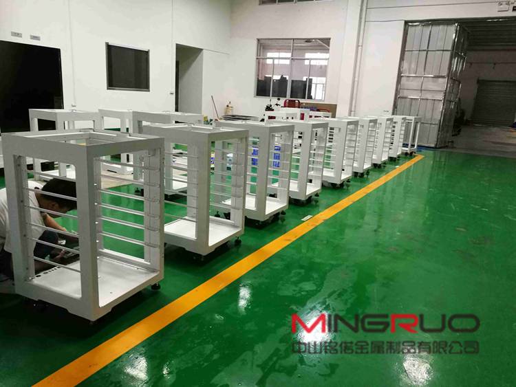 柔性鈑金加工是什么？帶你看看全自動的鈑金加工生產(chǎn)線-鈑金加工珠海機箱機柜設(shè)備外殼激光切割中山銘偌金屬制品有限公司