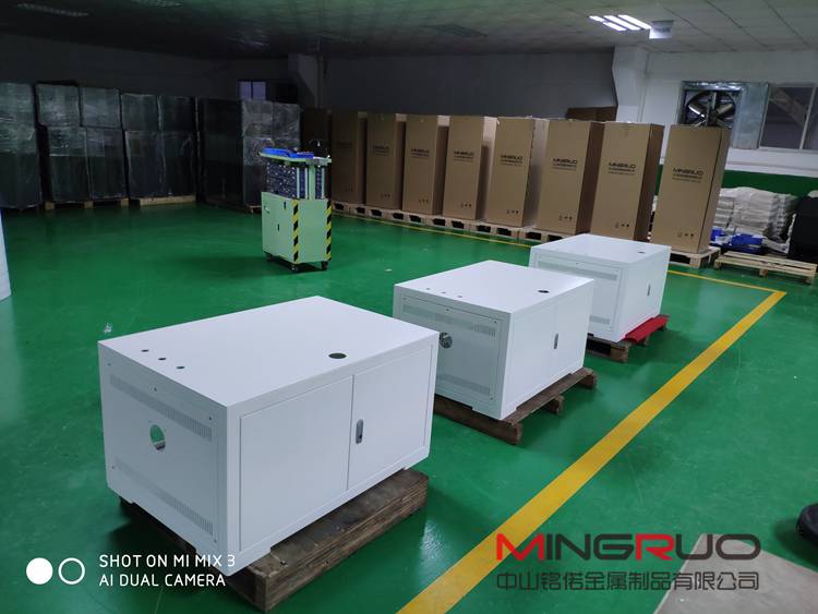 鈑金加工中服務(wù)器機(jī)箱制造也需要工匠精神
