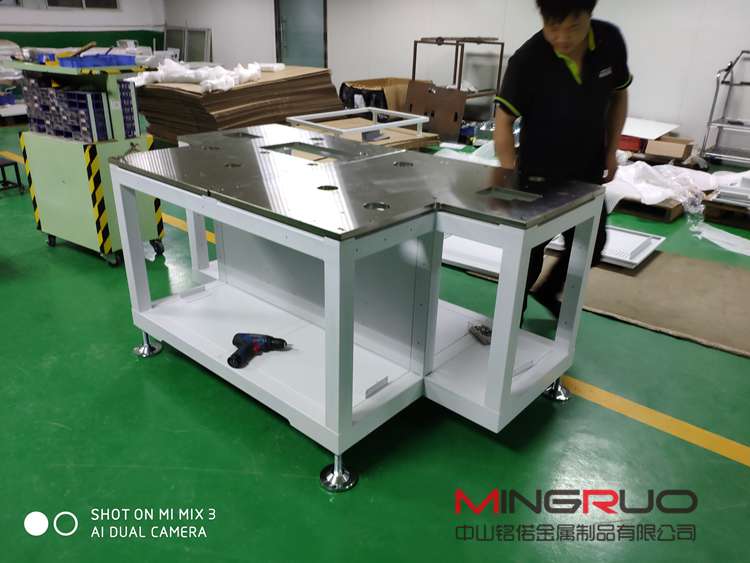 鈑金加工不銹鋼的有關實用知識_中山銘偌金屬制品有限公司