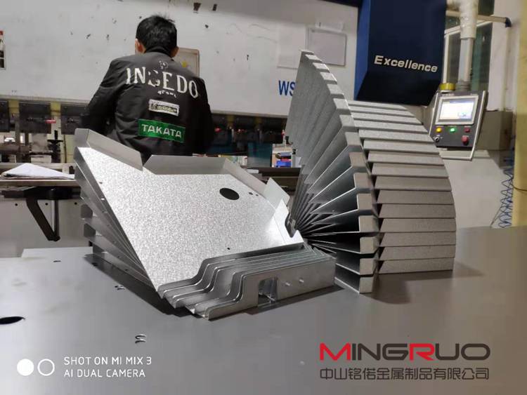 鈑金機箱工工藝過程讓你讀懂它