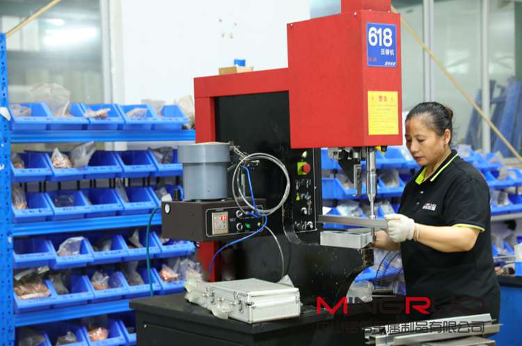 鈑金加工件與鈑金加工程序運(yùn)行流程